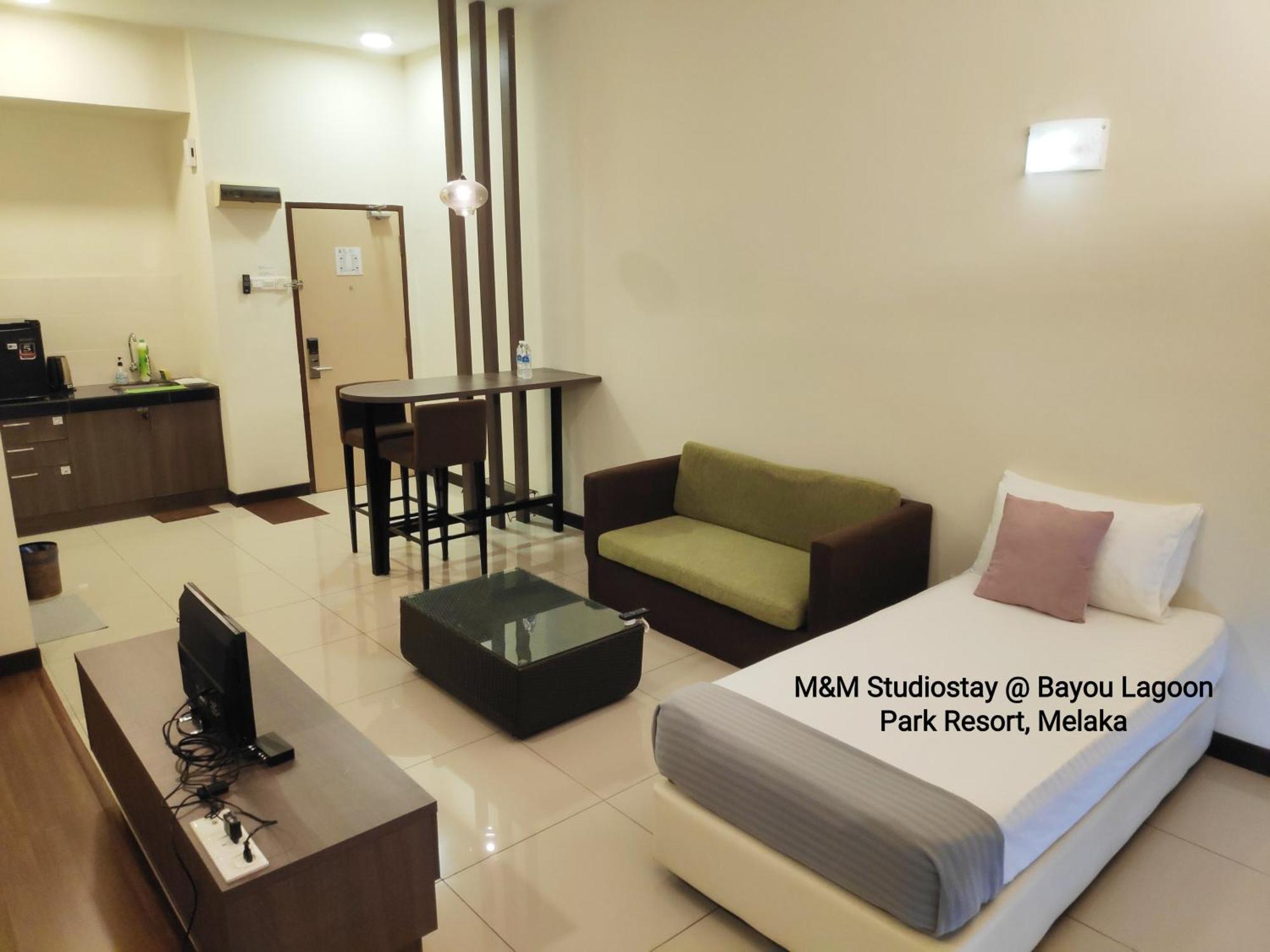M&m Studiostay At B-lagoon Park Pangsapuri *